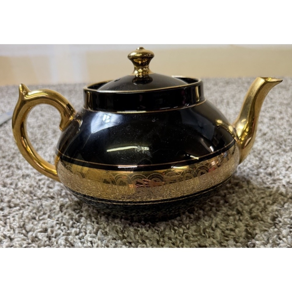 Antique Gibson&Sons Late Sevres Davenport Black Gold Teapot